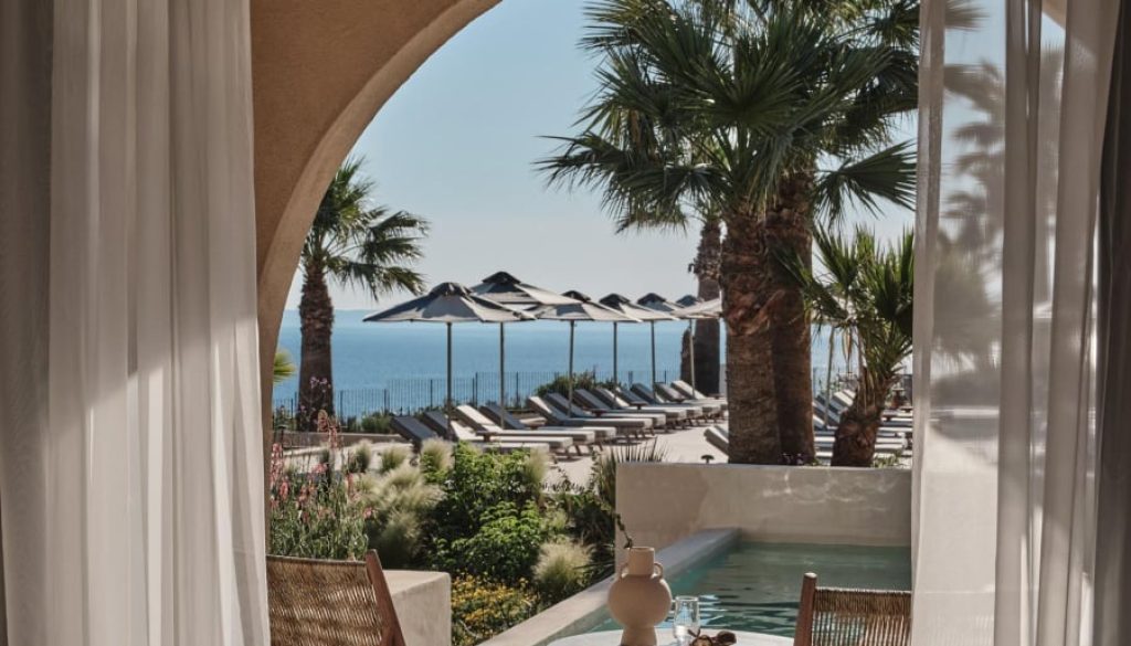 2c8b577813080f37db21adea3b548397_L