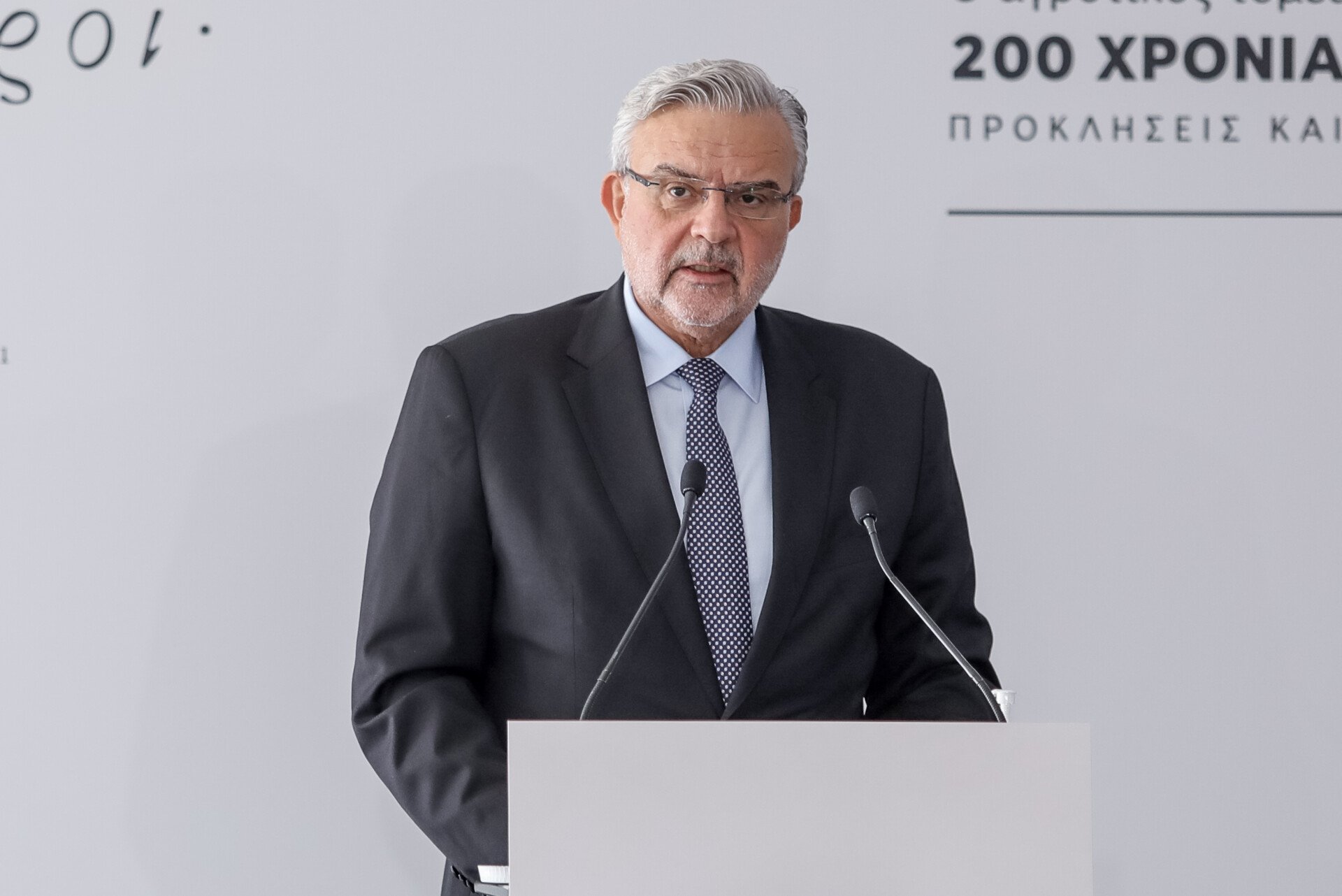 xristos_megaloy_trapeza_peiraios_papei